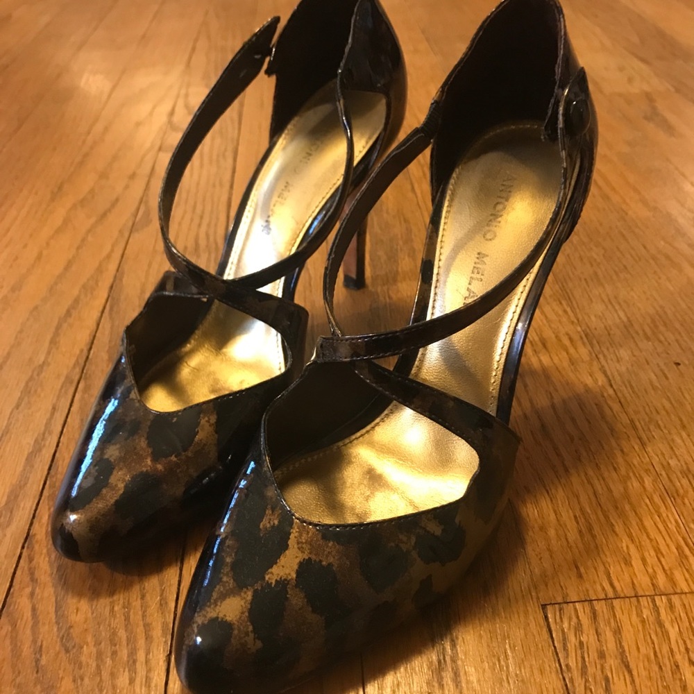 Patent leather leopard print heels